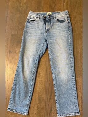 DL1961 Women’s Light Wash Straight Jeans